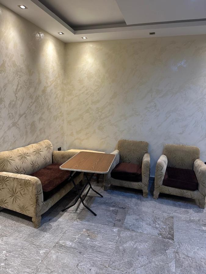 Apartment Entire Place! Lovely 2 Bedroom In New *